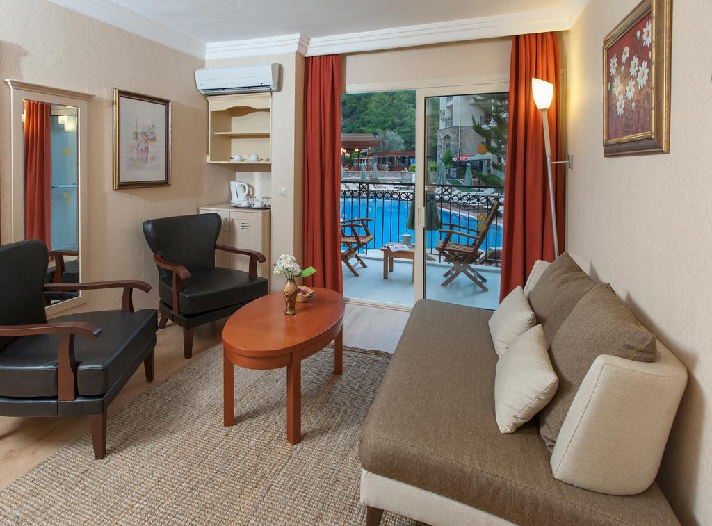 Julian Forest Suites Marmaris Exterior photo